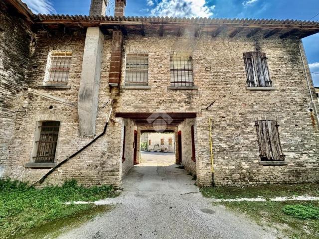 Rustico in vendita a Farra Di Soligo, Veneto