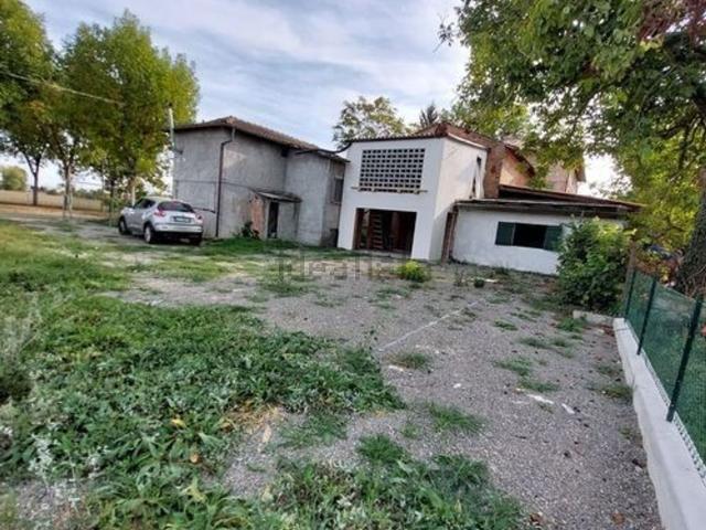 Rustico in vendita a Marmirolo, Re