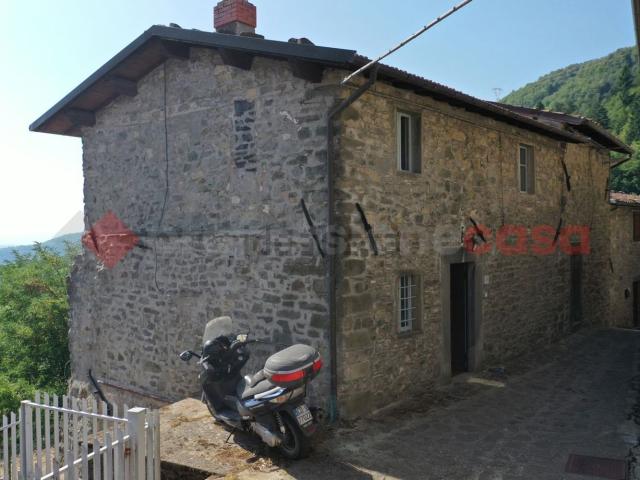Rustico in vendita a Unione Comuni Garfagnana, Camporgiano