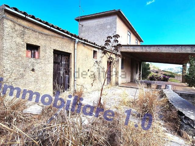Rustico in vendita a Calatafimi Segesta, Trapani