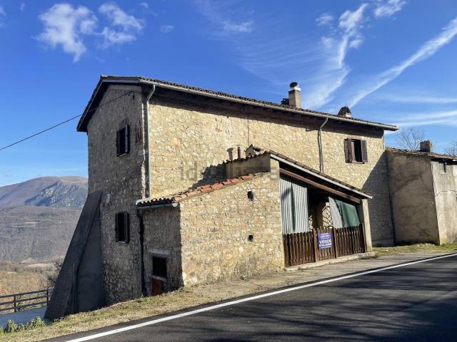 Rustico in vendita a Cerreto Di Spoleto, Umbria