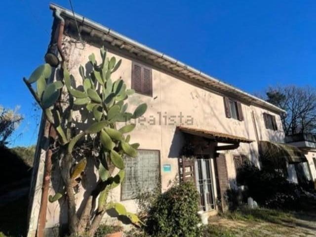 Rustico in vendita a Uzzano, Forone