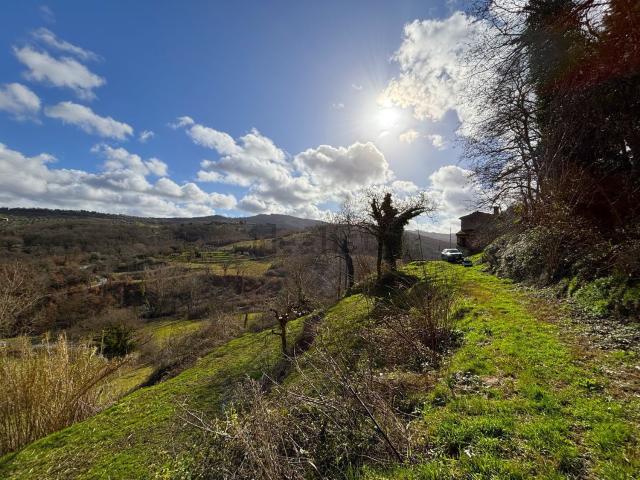 Rustico in vendita a Piegaro, Umbria