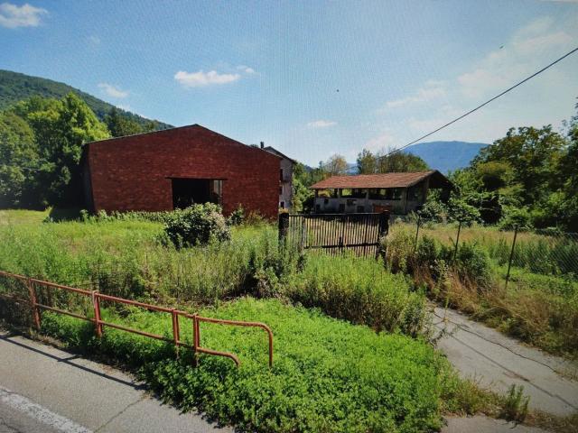 Rustico in vendita a Comunità Montana Valli del Verbano, Luino