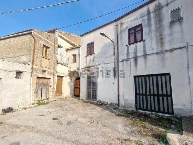 Rustico in vendita a Sant'agata De' Goti, Campania