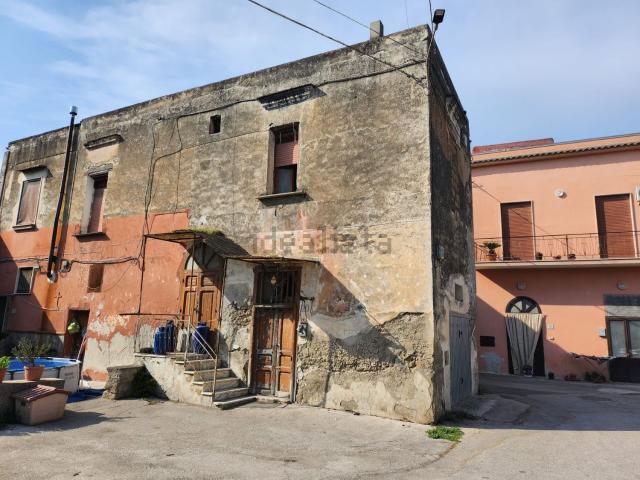 Rustico in vendita a Sarno, Campania