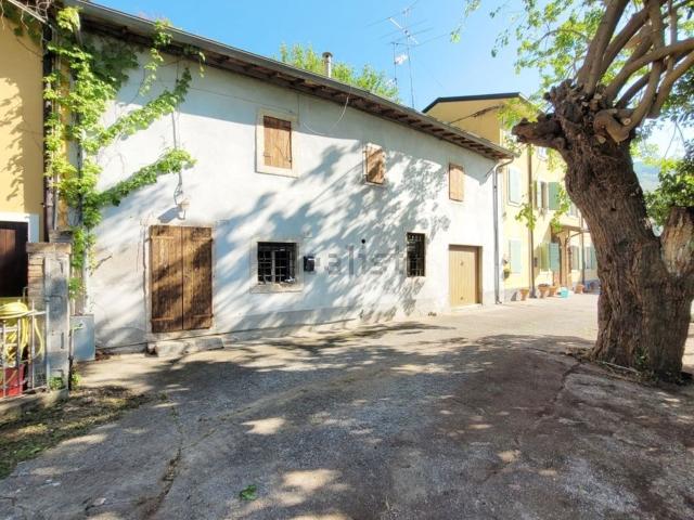 Rustico in vendita a Villa, Mezzane di Sotto