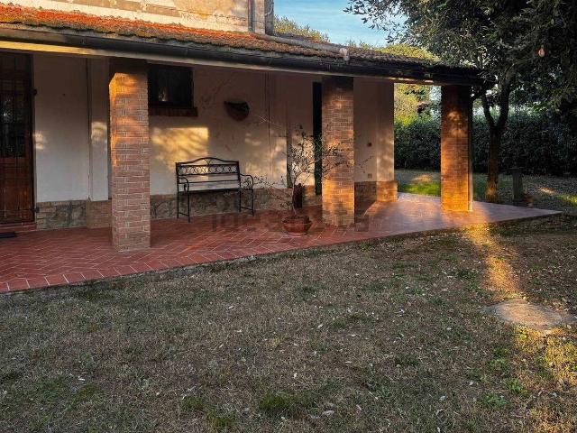 Rustico in vendita a Roccastrada, Grosseto