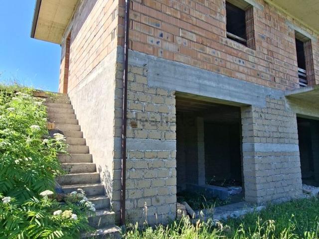 Rustico in vendita a San Lorenzo Nuovo, Lazio
