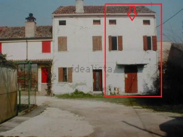 Rustico in vendita a Salvaterra, Badia Polesine