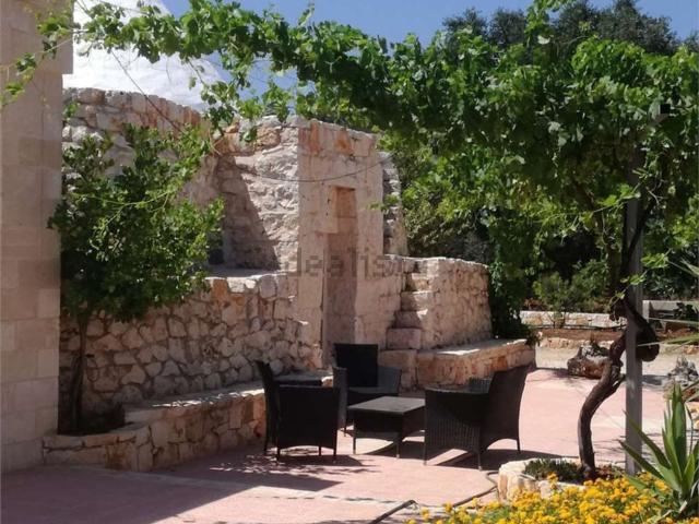 Rustico in vendita a Ostuni, Brindisi