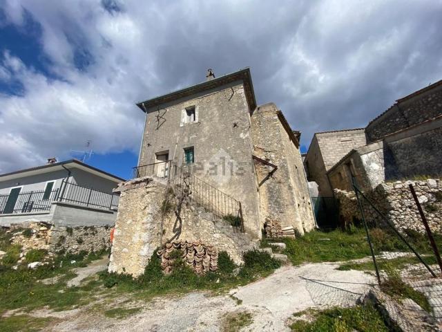 Rustico in vendita a Fontechiari, Lazio