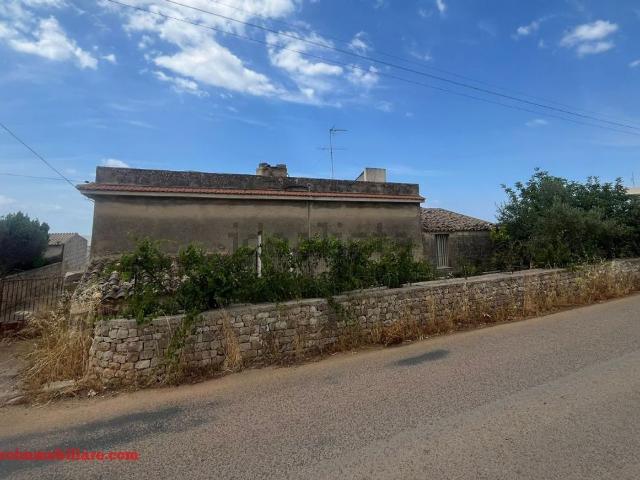 Rustico in vendita a Cava D'aliga, Sicilia