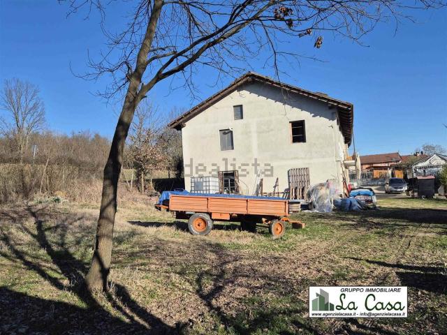 Rustico in vendita a Piemonte, Asti