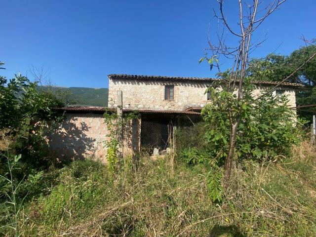 Rustico in vendita a Assisi, Umbria