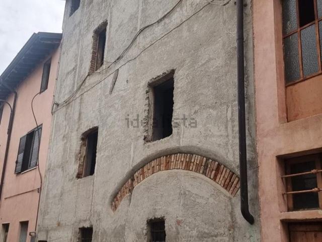 Rustico in vendita a Pontirolo Nuovo, Bergamo