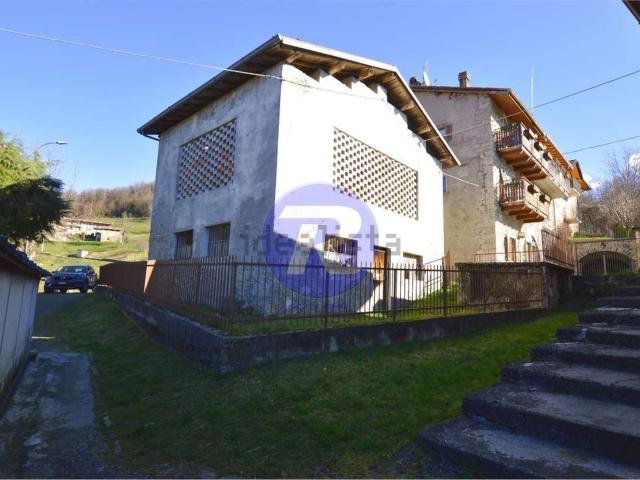 Rustico in vendita a Comunità Montana della Valle Brembana, San Giovanni Bianco