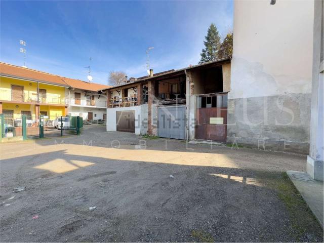 Rustico in vendita a Lodula, Tradate