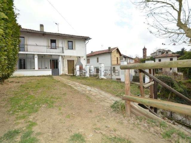 Rustico in vendita a Piemonte, Asti