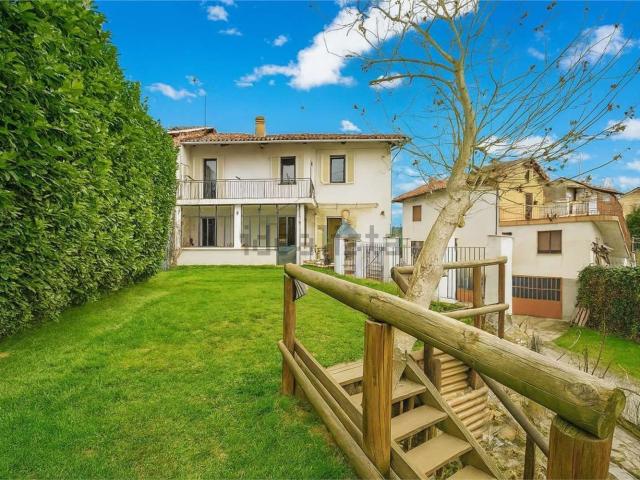 Rustico in vendita a Piemonte, Asti
