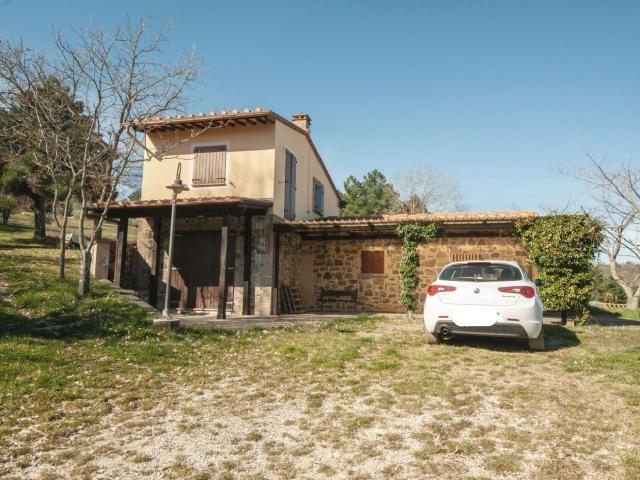 Rustico in vendita a La Pieve, Chianni