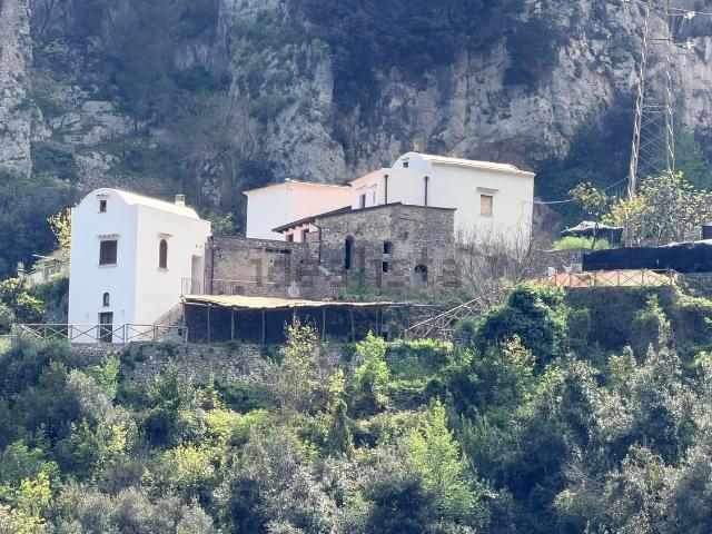Rustico in vendita a Scala, Campania