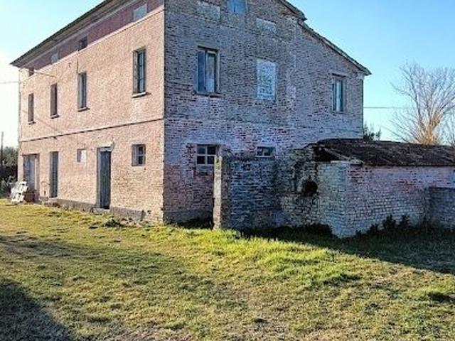 Rustico in vendita a Marche, Macerata