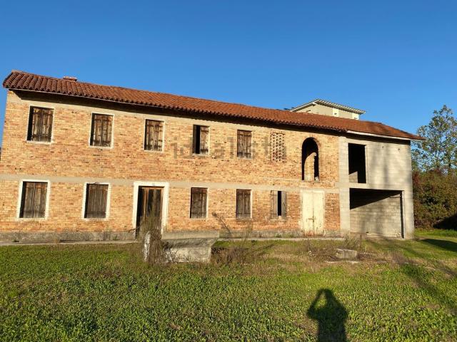 Rustico in vendita a Villadolt / Viladolt, Fontanafredda