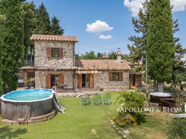Rustico in vendita a Castiglione D'orcia, Toscana