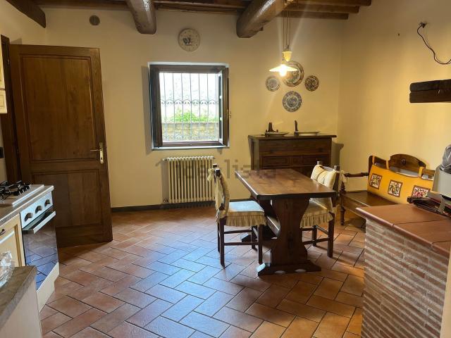 Rustico in vendita a Montale Alto, Montale
