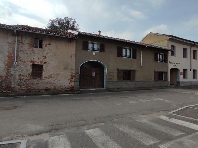 Rustico in vendita a Caltignaga, Novara