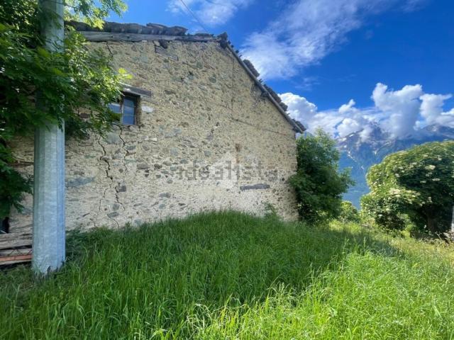 Rustico in vendita a Quart, Aosta