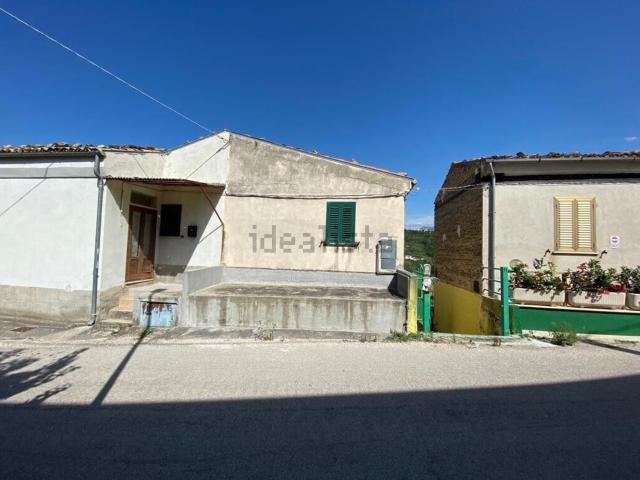 Rustico in vendita a Castiglione A Casauria, Abruzzo