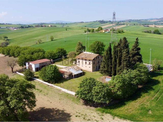 Rustico in vendita a Marche, Macerata