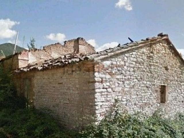 Rustico in vendita a Moscano, Fabriano