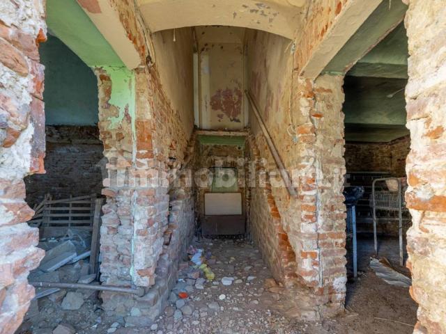 Rustico in vendita a Piemonte, Asti