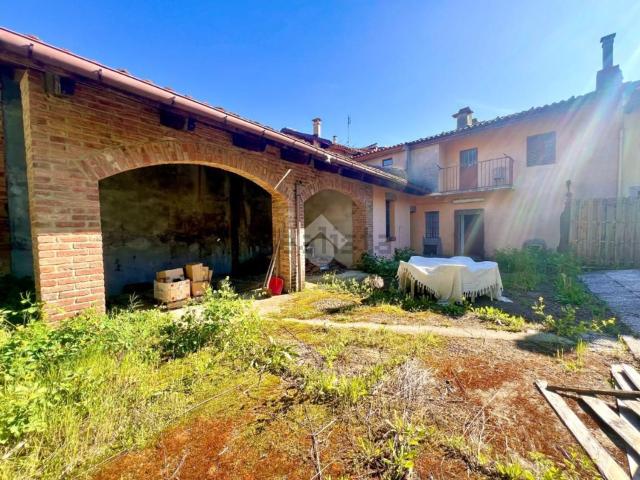 Rustico in vendita a Borgo Casasco, Camerano Casasco