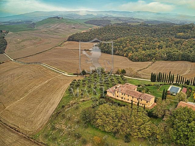 Rustico in vendita a Asciano, Toscana