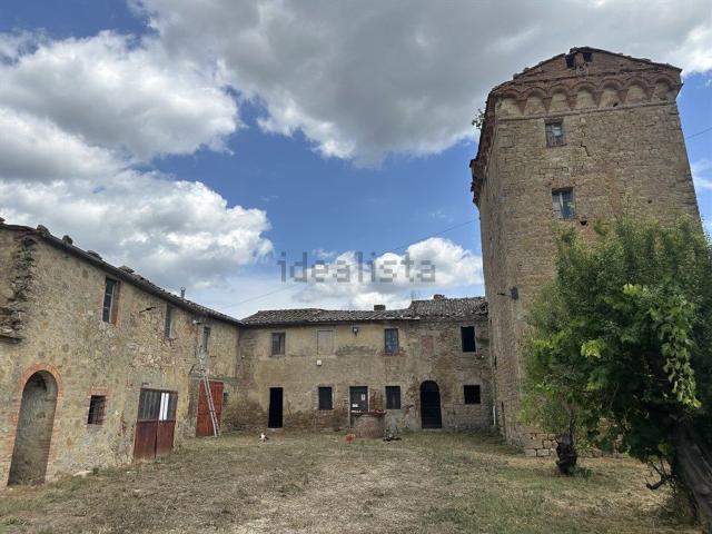 Rustico in vendita a Trequanda, Siena