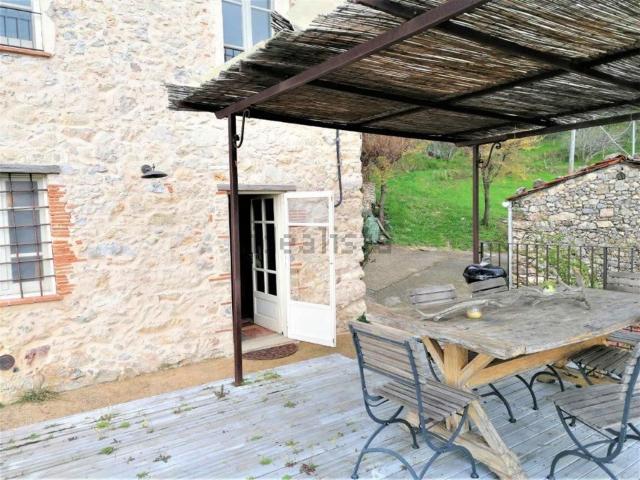 Rustico in vendita a Lombrici, Camaiore