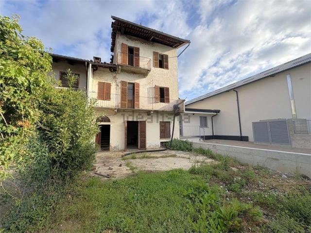 Rustico in vendita a Castelrosso, Piemonte