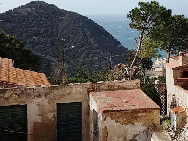 Rustico in vendita a Il Tasso, Marciana