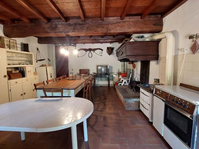 Rustico in vendita a San Godenzo, Firenze