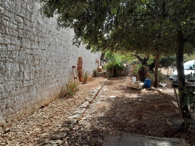 Rustico in vendita a Contrada Badessa, Ostuni