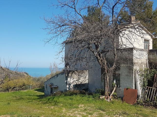 Rustico in vendita a Silvi, Abruzzo