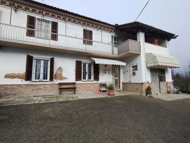 Rustico in vendita a Piemonte, Asti