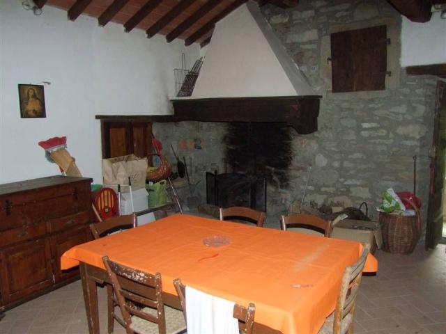 Rustico in vendita a Unione di Comuni Valdarno e Valdisieve, Londa