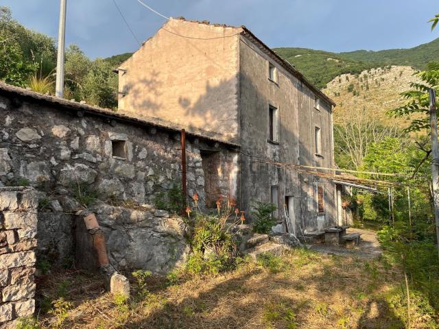 Rustico in vendita a Campodimele, Lazio