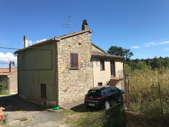 Rustico in vendita a Unione di Comuni Montani Colline del Fiora, Sorano