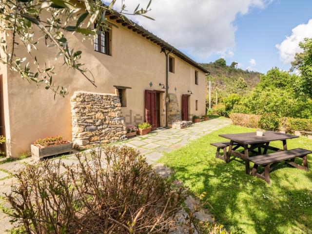 Rustico in vendita a San Giovannialla Vena, Toscana